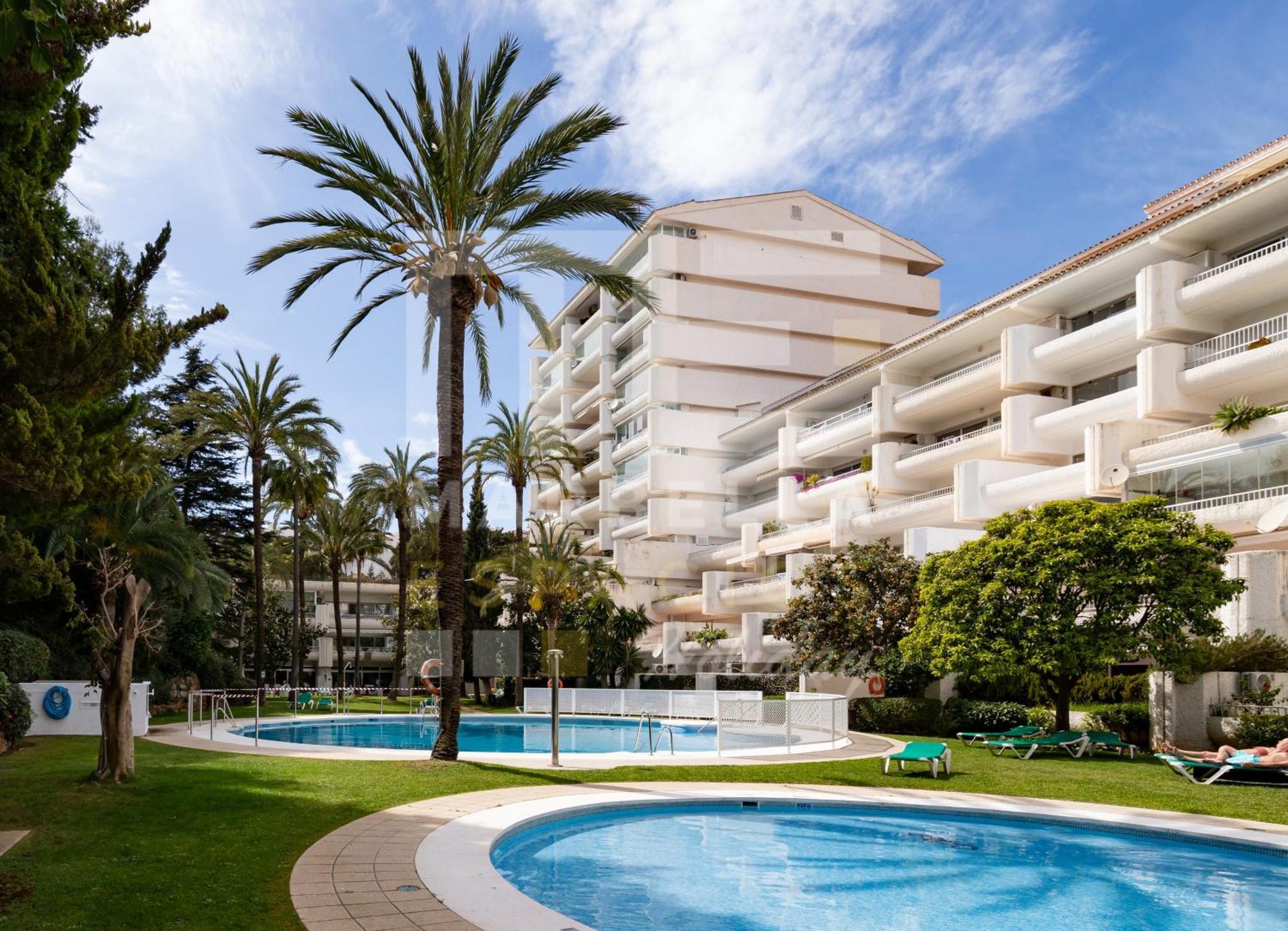 Escapada Perfecta En Terraza, Piscina Parking Y Sol *